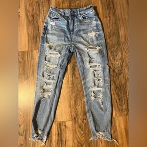 women’s american eagle mom jeans size 0 short